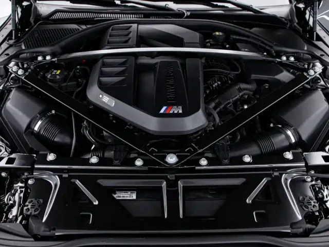 BMW M4 — Фото автомобиля 16