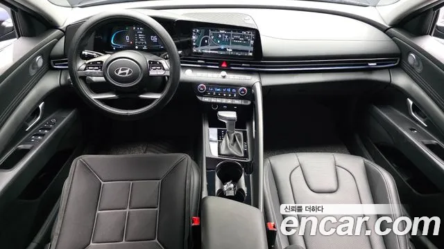 Hyundai AVANTE Новый Avante (CN7) — Фото автомобиля 7