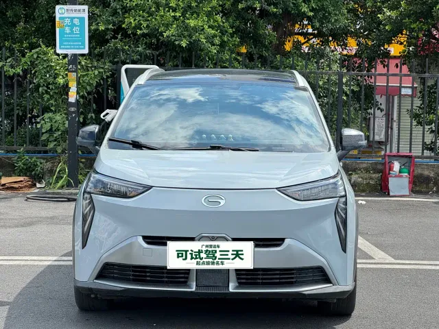 GAC Aion Y — Фото автомобиля 2