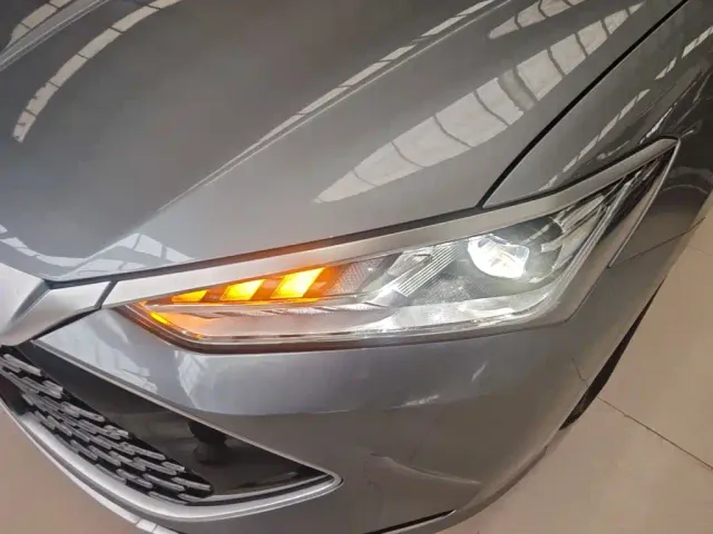 BYD Qin PLUS — Фото автомобиля 23