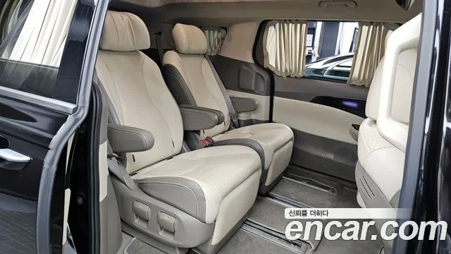 Kia Canival Carnival 4 поколение Дизель 7 мест Hi-Limousine — Фото автомобиля 8