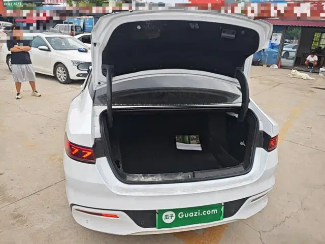 BYD Qin PLUS — Фото автомобиля 18