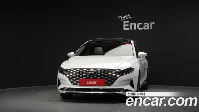 Hyundai Grandeur (New) Hybrid — Фото автомобиля 3