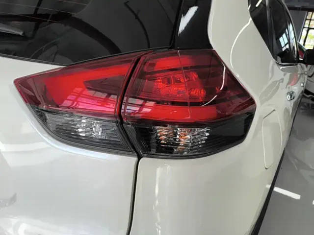 Nissan X-Trail — Фото автомобиля 7