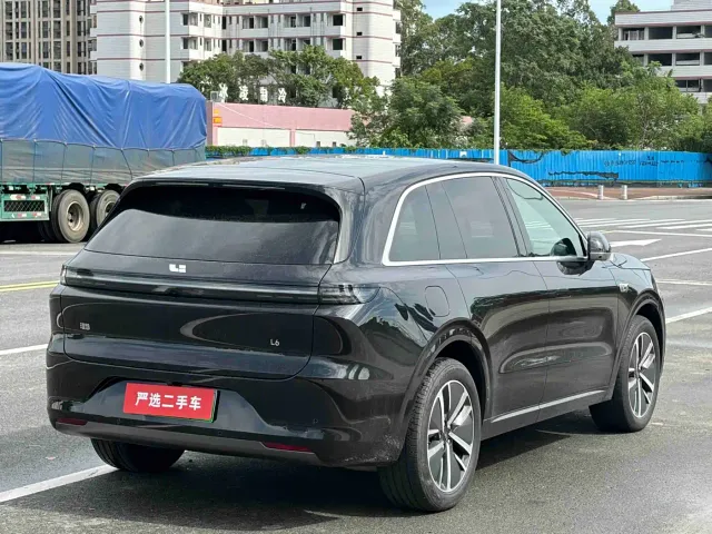 Li Auto L6 — Фото автомобиля 9