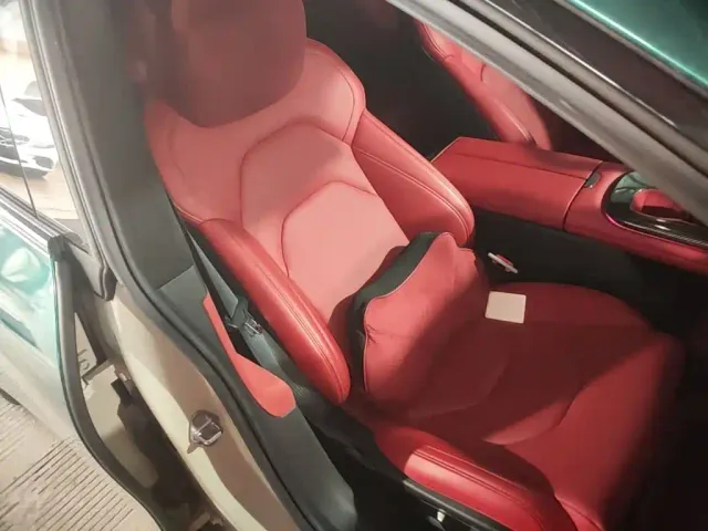 Xiaomi SU7 — Фото автомобиля 24