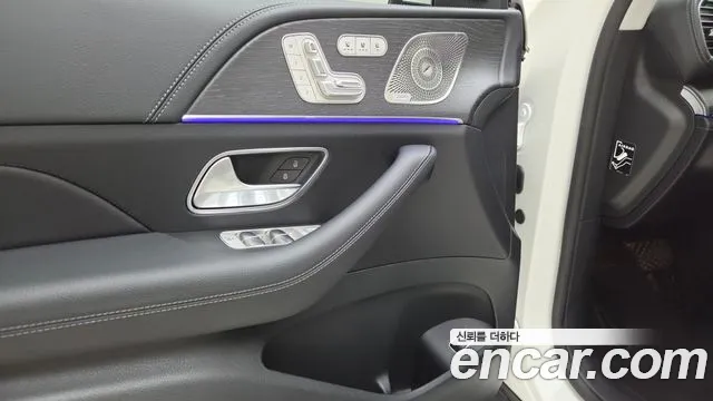 Mercedes-Benz GLE-Class — Фото автомобиля 10