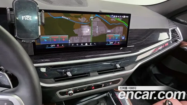 BMW X6 xDrive40i M Sport — Фото автомобиля 12