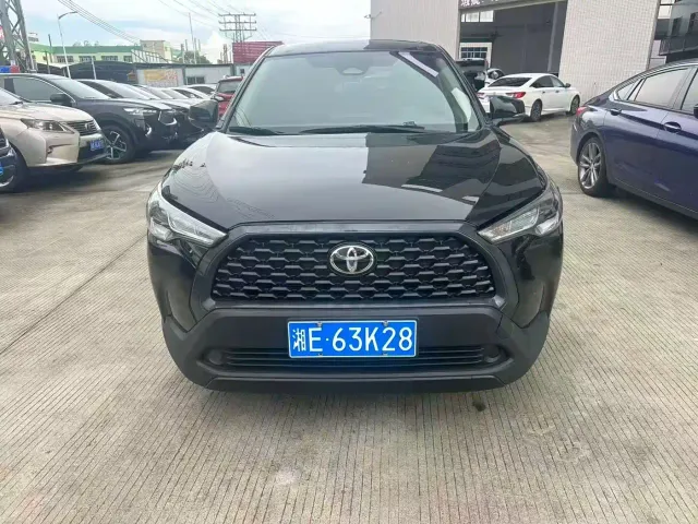 Toyota Corolla Cross — Фото автомобиля 2