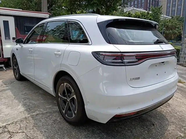 Shangjie SUV — Фото автомобиля 4