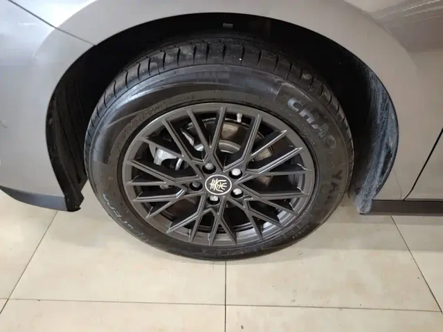 BYD Qin PLUS — Фото автомобиля 22
