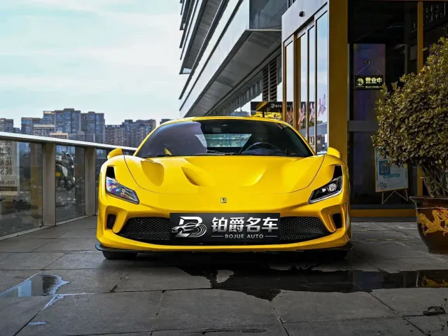 Ferrari F8 — Фото автомобиля 2