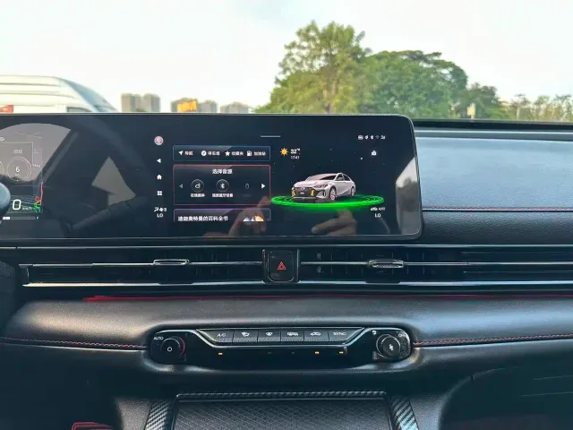 GAC Trumpchi Emkoo — Фото автомобиля 13