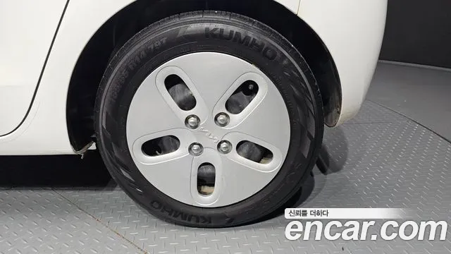 Kia RAY Новый Kia Ray Фургон — Фото автомобиля 21