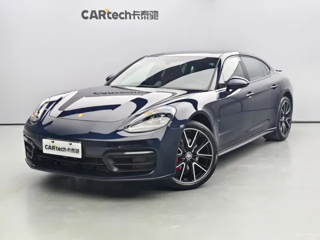 Фотография автомобиля — Porsche Panamera