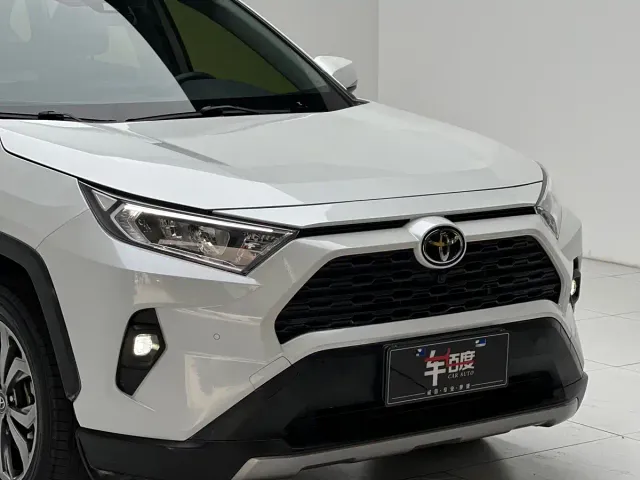 Toyota RAV4 Rongfang 2021 2.0L CVT 2WD Trend — Фото автомобиля 20