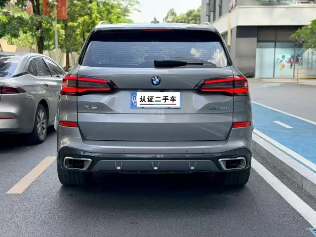 BMW X5 — Фото автомобиля 4