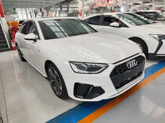 Audi A4L — Фото автомобиля 3