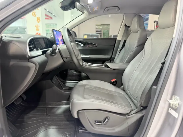 Geely Starry Wish — Фото автомобиля 4