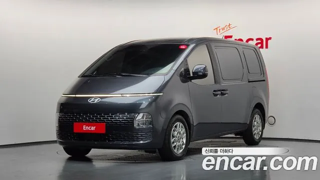 Фотография автомобиля — Hyundai Staria