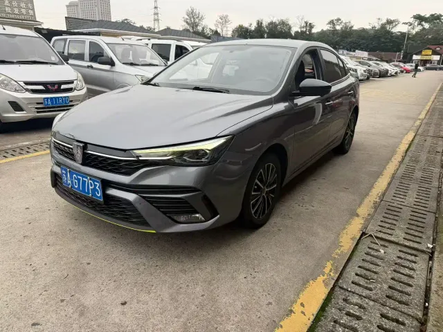 Фотография автомобиля — Roewe i5