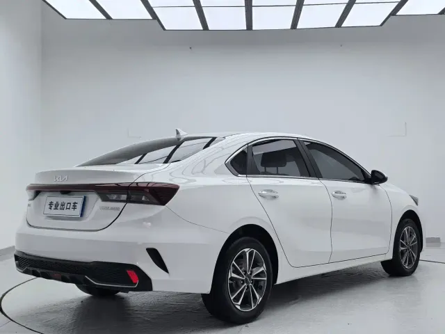 Kia K3 — Фото автомобиля 4