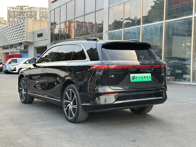 Xpeng G9 — Фото автомобиля 7