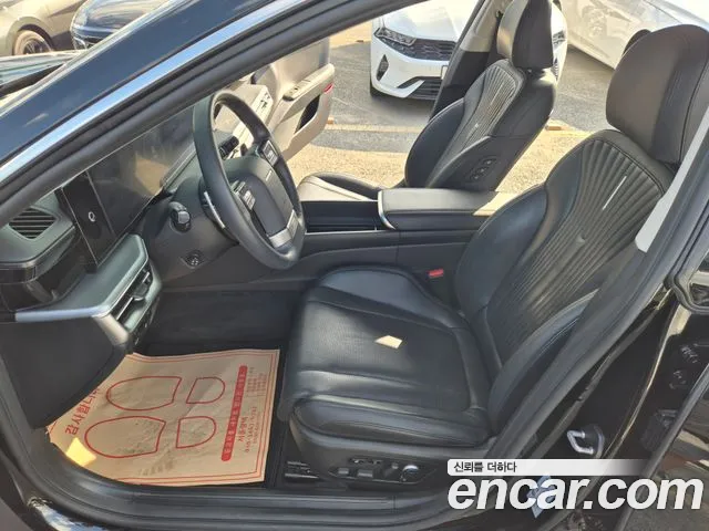 Hyundai Grandeur GN7 — Фото автомобиля 11