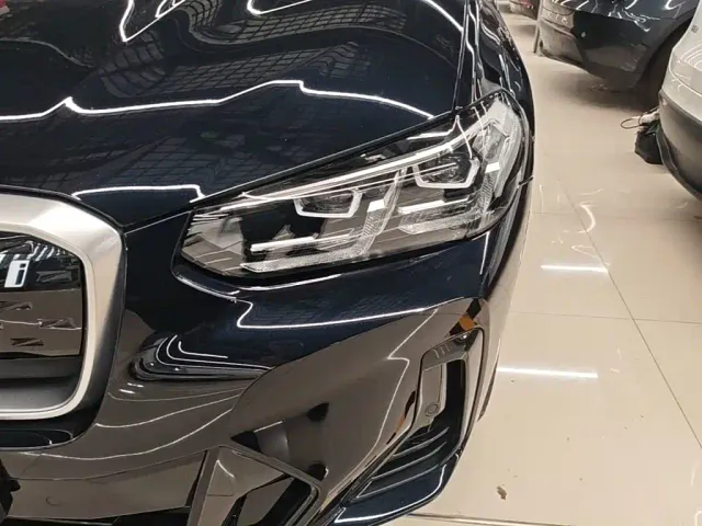 BMW iX3 — Фото автомобиля 23
