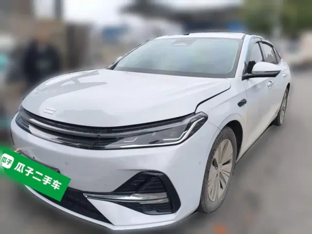 Фотография автомобиля — Geely Galaxy A7