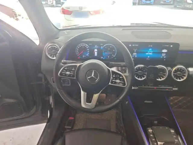 Mercedes-Benz GLB-Class — Фото автомобиля 10