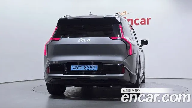 Kia EV9 — Фото автомобиля 4