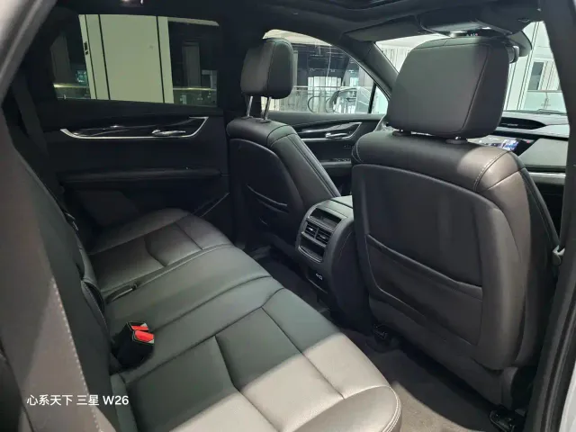 Cadillac XT5 — Фото автомобиля 16