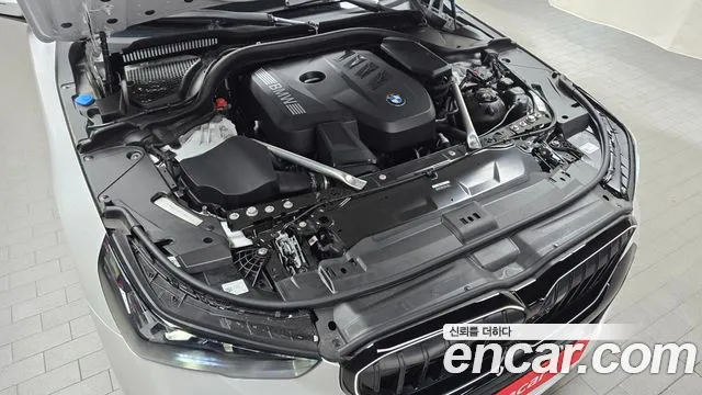 BMW 5-Series 5 серия (G60) 530i xDrive M Sport Pro Special Edition — Фото автомобиля 5