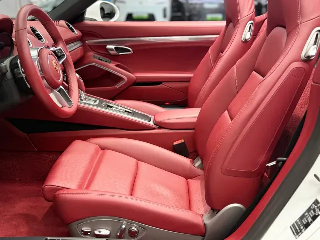 Porsche 718 — Фото автомобиля 16