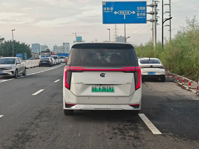 GAC Trumpchi E9 — Фото автомобиля 7