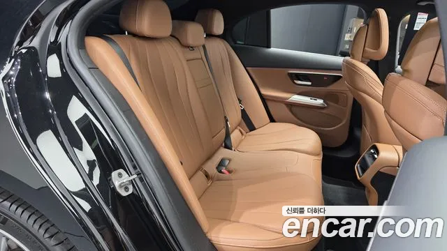 Mercedes-Benz E-Class W214 — Фото автомобиля 18