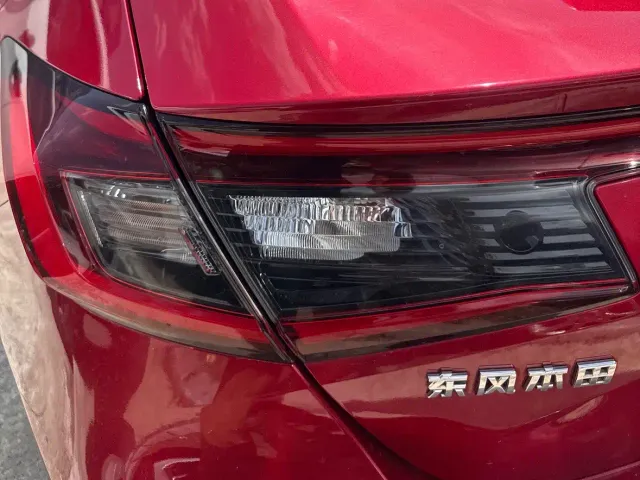 Honda Civic — Фото автомобиля 16