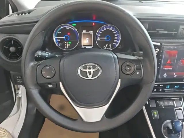 Toyota Levin Twin Engine E+ — Фото автомобиля 10