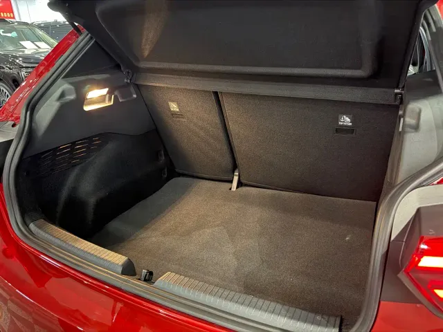 Volkswagen ID.3 — Фото автомобиля 12
