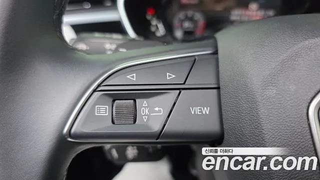 Audi Q3 35 TDI Premium — Фото автомобиля 25