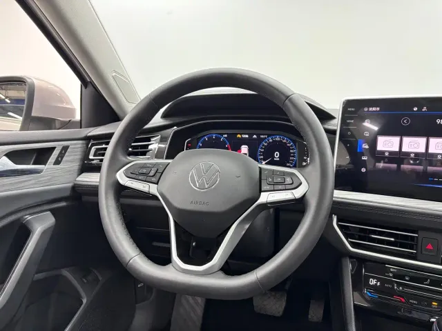 Volkswagen Sagitar — Фото автомобиля 12