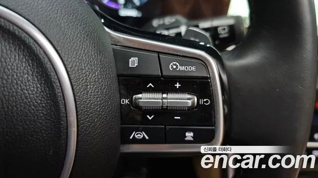 Kia Canival Carnival 4 поколение Дизель 9 мест Signature — Фото автомобиля 8