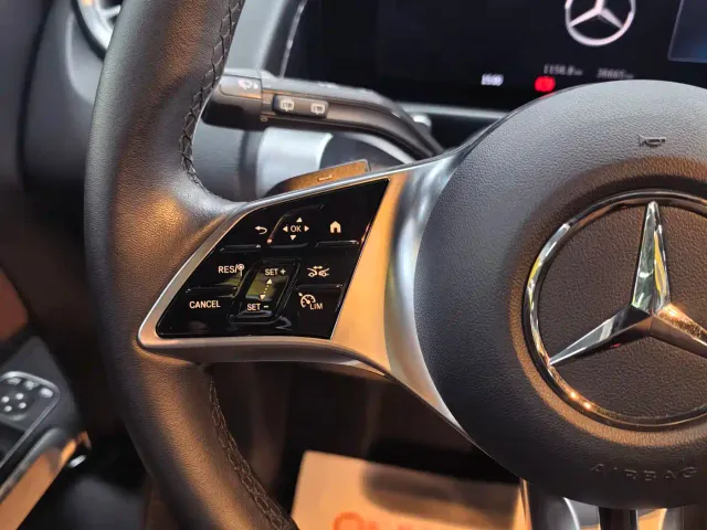 Mercedes-Benz GLB-Class — Фото автомобиля 10