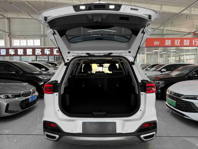 Chery Tiggo 8 — Фото автомобиля 19