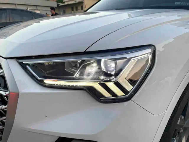 Audi Q3 — Фото автомобиля 6