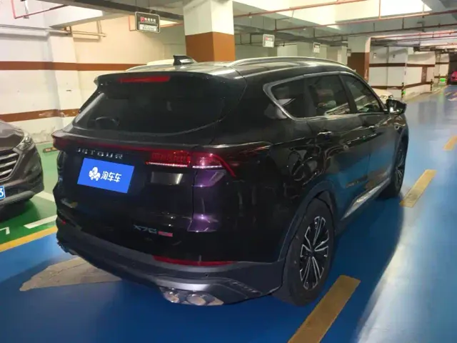 Jetour X70 Plus — Фото автомобиля 3