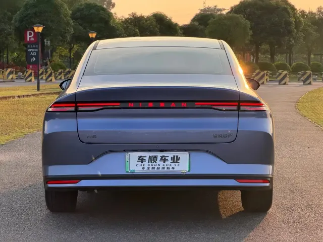Nissan Nissan N6 2025 Mid Configuration — Фото автомобиля 7