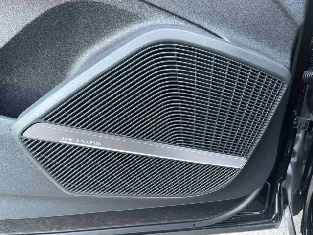 Audi Q5L Sportback — Фото автомобиля 18