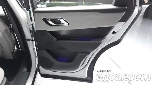 Land Rover Range Rover Velar — Фото автомобиля 14